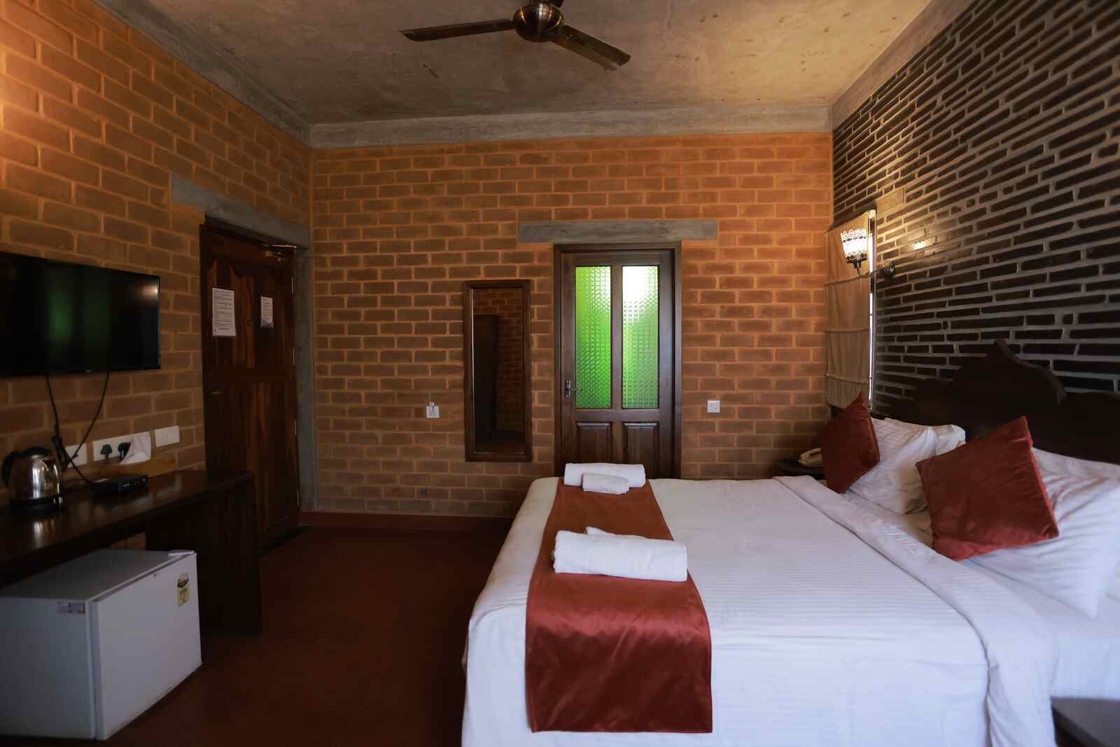 Deluxe Double with Jacuzzi, photo 4
