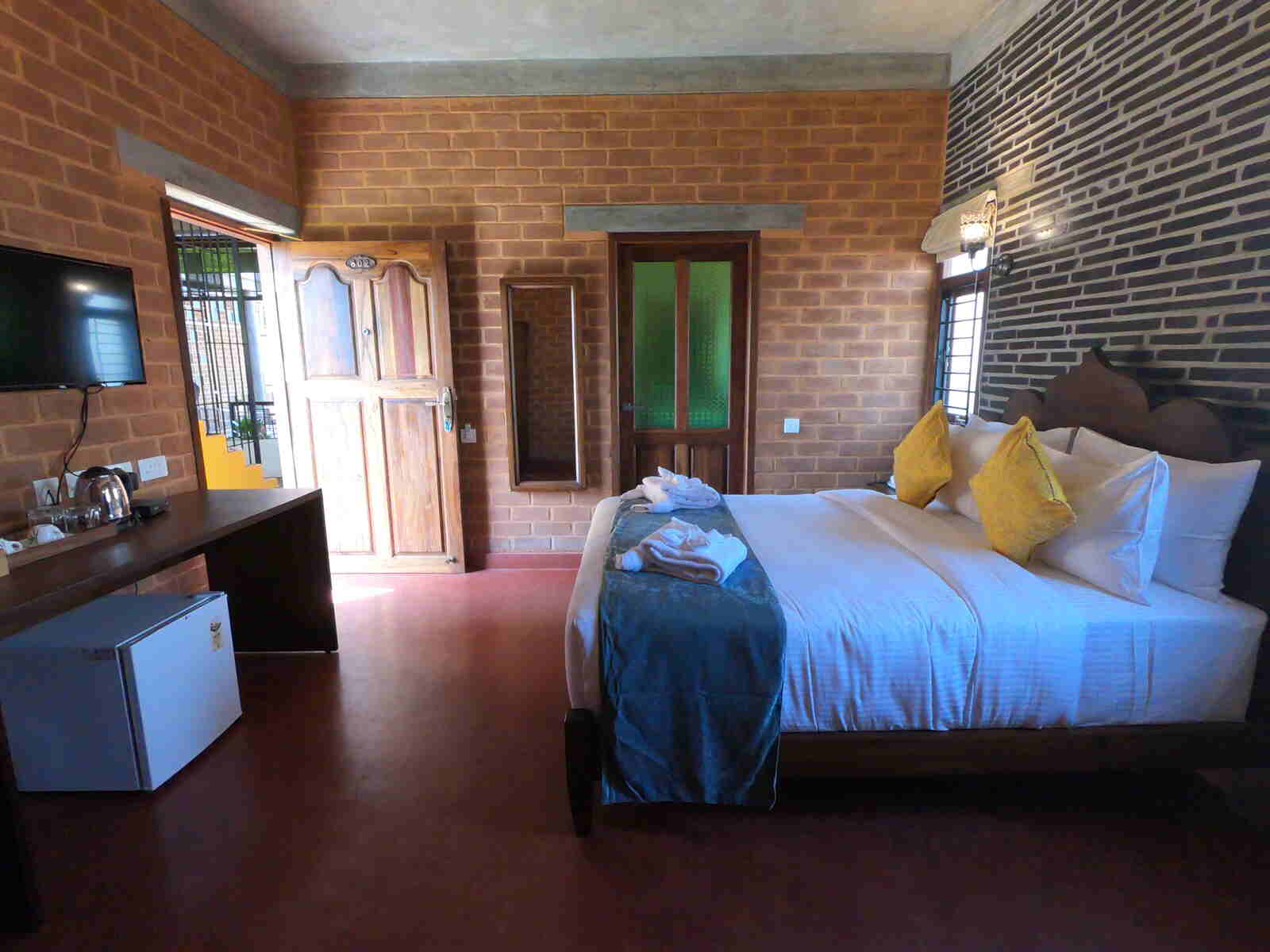 Deluxe Double with Jacuzzi, photo 9