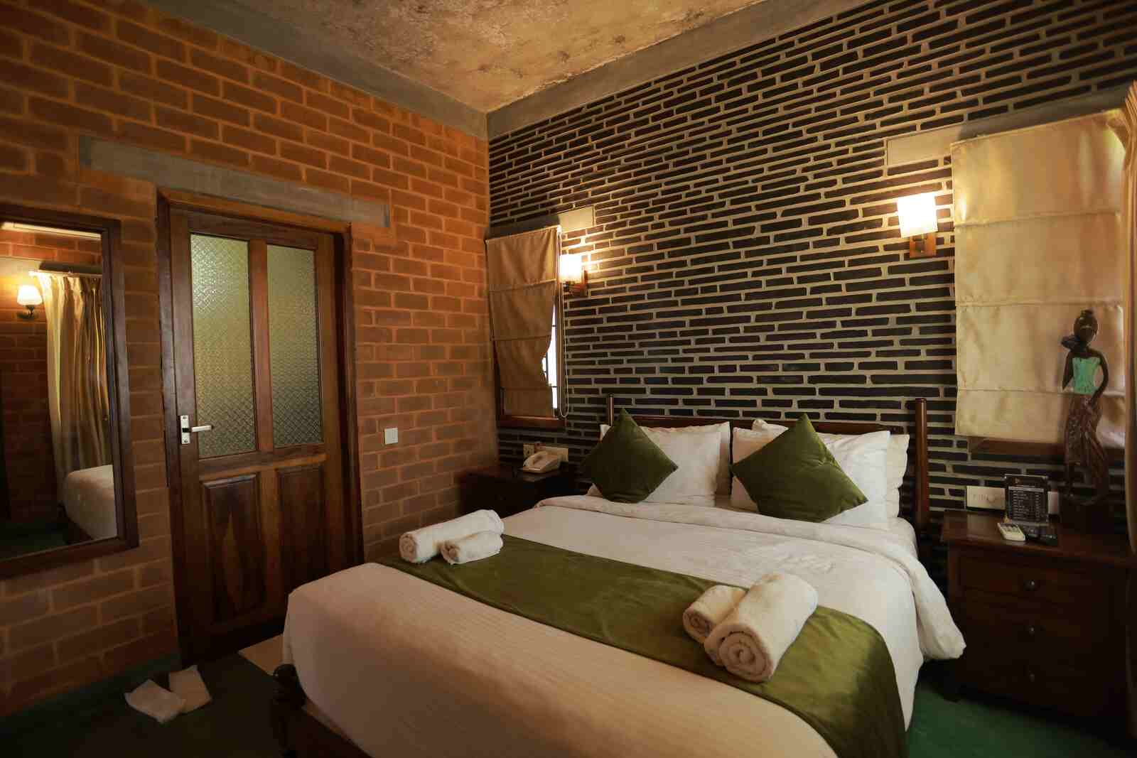 Double Room with Jacuzzi, photo 2