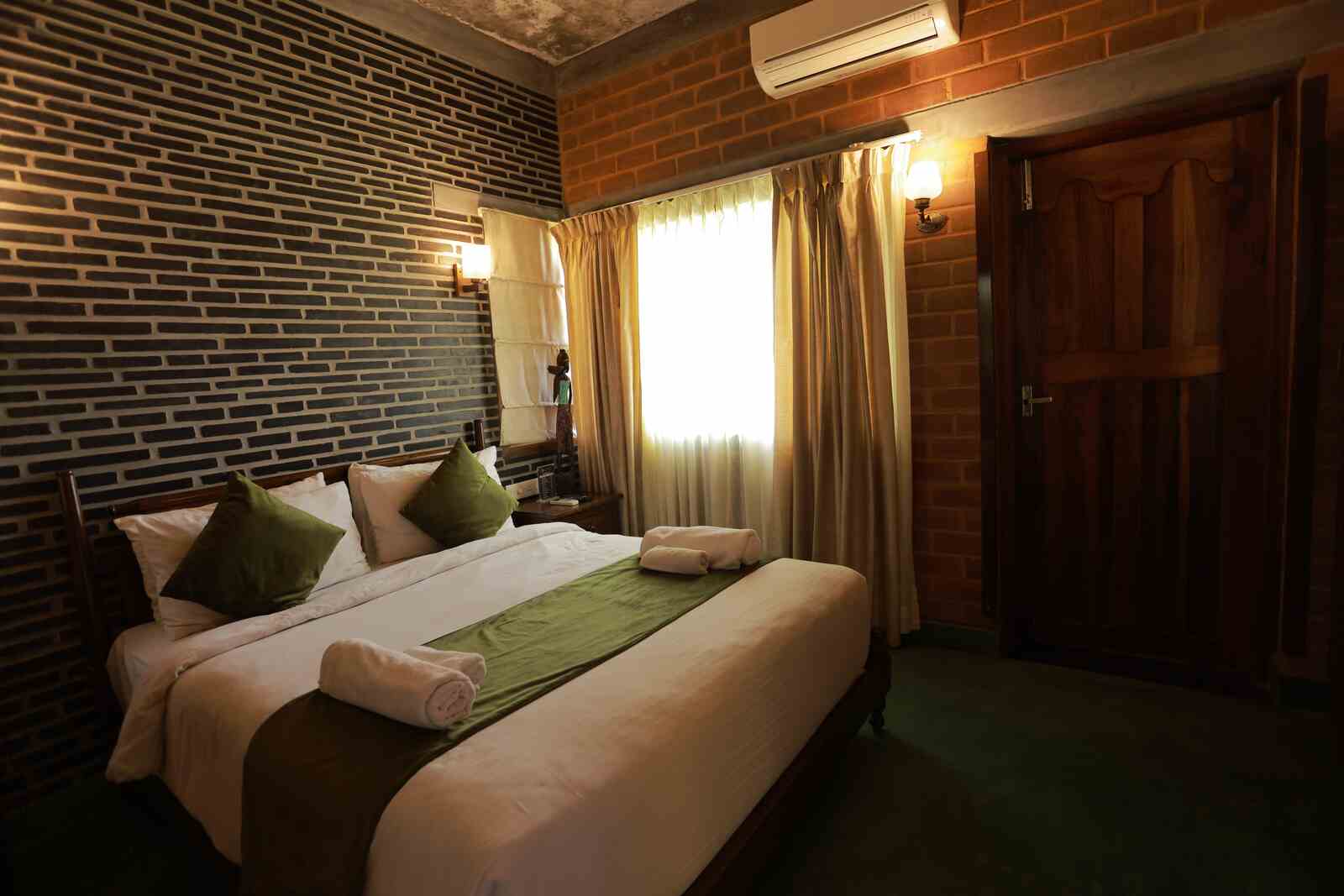 Double Room with Jacuzzi, photo 4