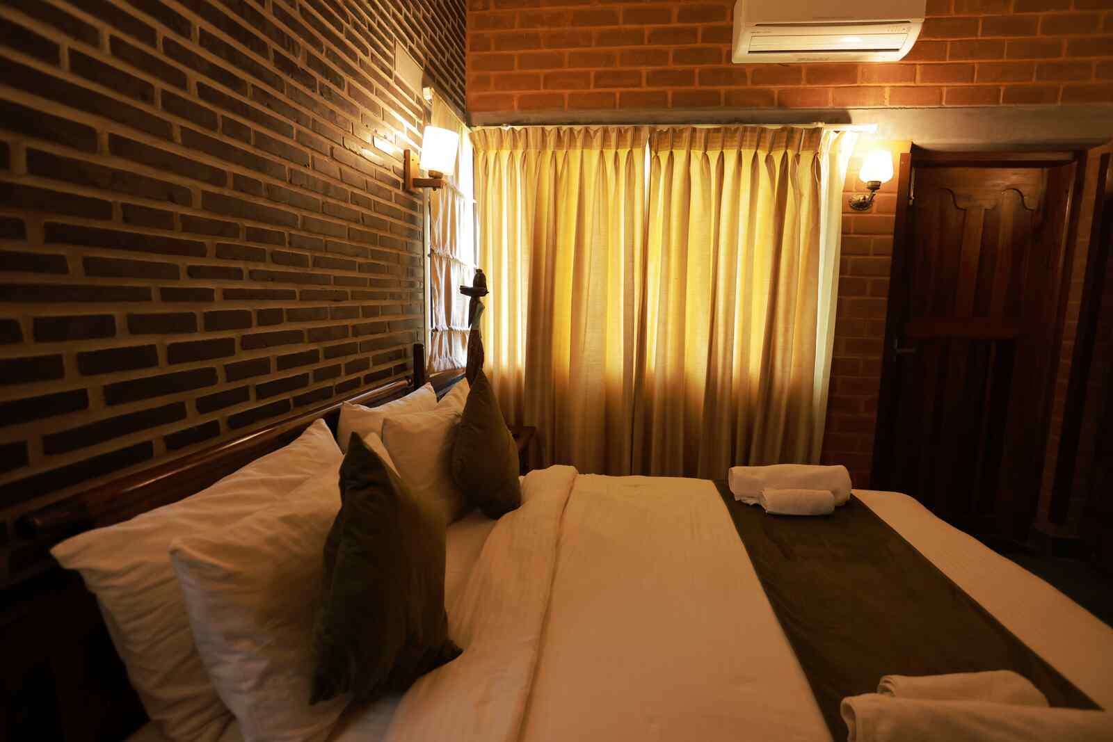 Double Room with Jacuzzi, photo 6