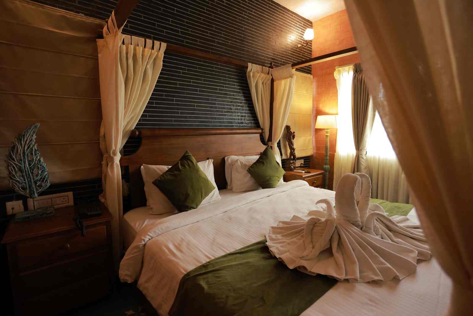 Jacuzzi King Suite, photo 6